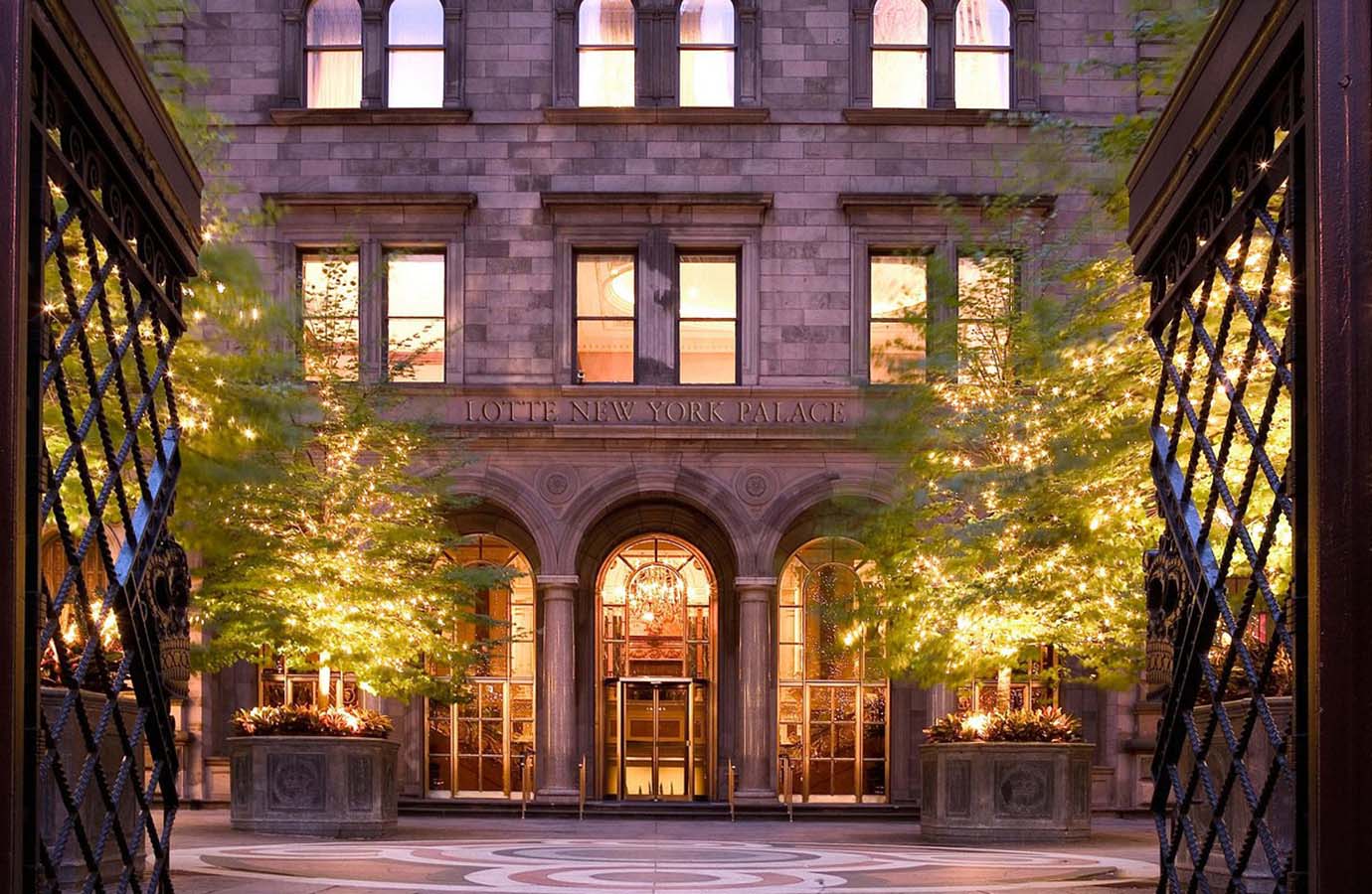 Luxe vijfsterrenhotels: Aanbevelingen voor weelderige accommodaties in New York